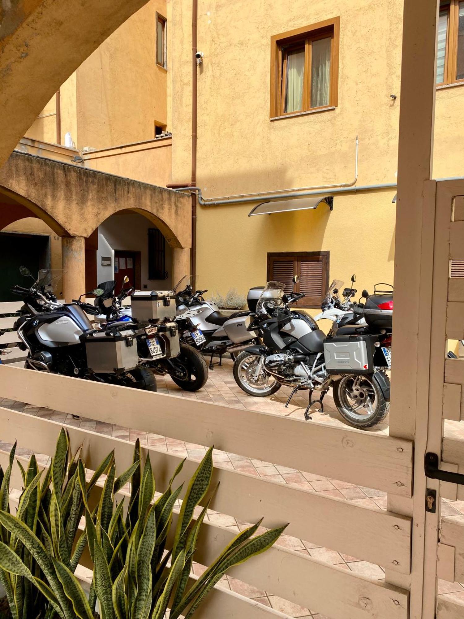 Bed and Breakfast Arcobaleno Tropea Centro Екстер'єр фото